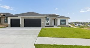 1-web-or-mls-9259 - 10809 S 219th Ave_001