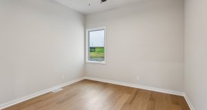 15-web-or-mls-21901 Buchanan Pkwy_015