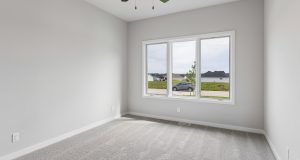 17-web-or-mls-11722 S 124th Ave_017