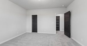 18-web-or-mls-10251 - 5606 N 198th St_018