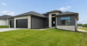 2-web-or-mls-10709 S 219th Ave_002