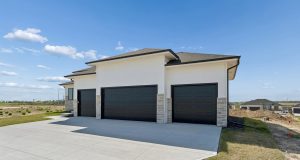 2-web-or-mls-5412 N 212th Ave_002