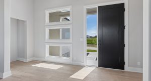 2-web-or-mls-5610 N 198th St_002