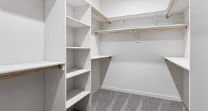 21-web-or-mls-9756 - 5708 N 195th St_021