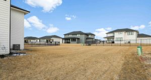 21108 ARLINGTON ST_40