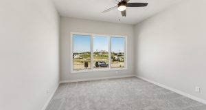22-web-or-mls-5412 N 212th Ave_022