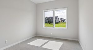 22-web-or-mls-5719 N 199th St_022