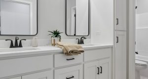 22-web-or-mls-8785 - 5502 N 213th St_022