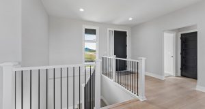 23-web-or-mls-10251 - 5606 N 198th St_023