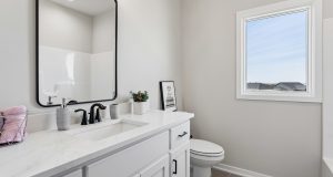 23-web-or-mls-11714 S 124th Ave_023