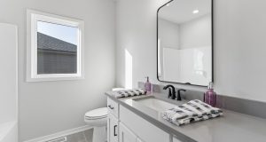 24-web-or-mls-10251 - 5606 N 198th St_024