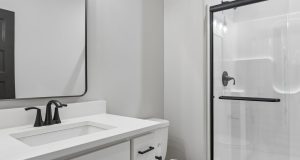 24-web-or-mls-5719 N 199th St_024