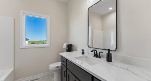24-web-or-mls-9994 - 5701 N 195th St_024