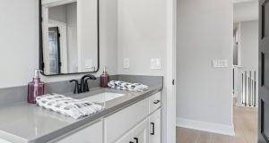 25-web-or-mls-10251 - 5606 N 198th St_025