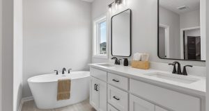 26-web-or-mls-8785 - 5502 N 213th St_026