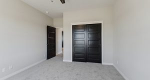 27-web-or-mls-5412 N 212th Ave_027