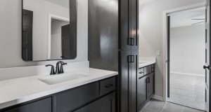 27-web-or-mls-5719 N 199th St_027