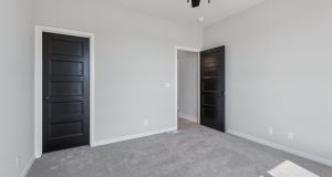 28-web-or-mls-5610 N 198th St_028