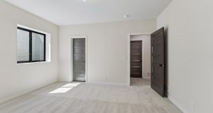 29-web-or-mls-9994 - 5701 N 195th St_029