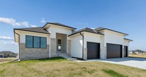 3-web-or-mls-5412 N 212th Ave_003