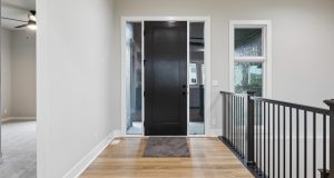 3-web-or-mls-9756 - 5708 N 195th St_003