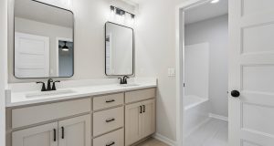 30-web-or-mls-21901 Buchanan Pkwy_030