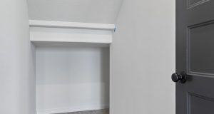 33-web-or-mls-11722 S 124th Ave_033