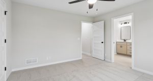 33-web-or-mls-21901 Buchanan Pkwy_033