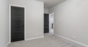 33-web-or-mls-9756 - 5708 N 195th St_033