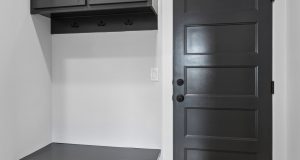 34-web-or-mls-5719 N 199th St_034