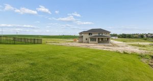 35-web-or-mls-10709 S 219th Ave_035
