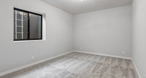 36-web-or-mls-8785 - 5502 N 213th St_036