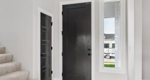 39-web-or-mls-5719 N 199th St - 001