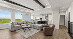 4-web-or-mls-9994 - 5701 N 195th St_004