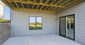 40-web-or-mls-10251 - 5606 N 198th St_040