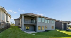 43-web-or-mls-10251 - 5606 N 198th St_043
