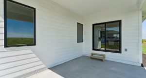 43-web-or-mls-9994 - 5701 N 195th St_043