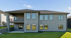 44-web-or-mls-10251 - 5606 N 198th St_044