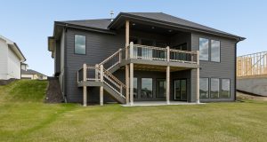 44-web-or-mls-8785 - 5502 N 213th St_044