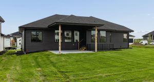 44-web-or-mls-9756 - 5708 N 195th St_044