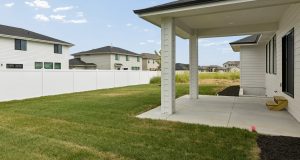 45-web-or-mls-12358 Lake Vista Dr_045