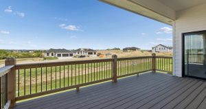 48-web-or-mls-5610 N 198th St_048