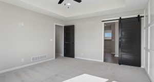 51-web-or-mls-5719 N 199th St - 013