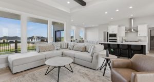 6-web-or-mls-5610 N 198th St_006