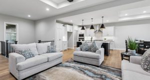 6-web-or-mls-9756 - 5708 N 195th St_006