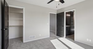 68-web-or-mls-5719 N 199th St - 030