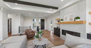 7-web-or-mls-9994 - 5701 N 195th St_007