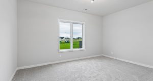75-web-or-mls-30-print-10106 - 5811 N 197th St_030
