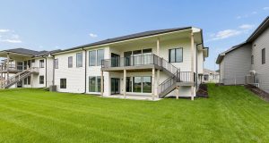 88-web-or-mls-43-print-10106 - 5811 N 197th St_043