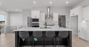9-web-or-mls-5610 N 198th St_009